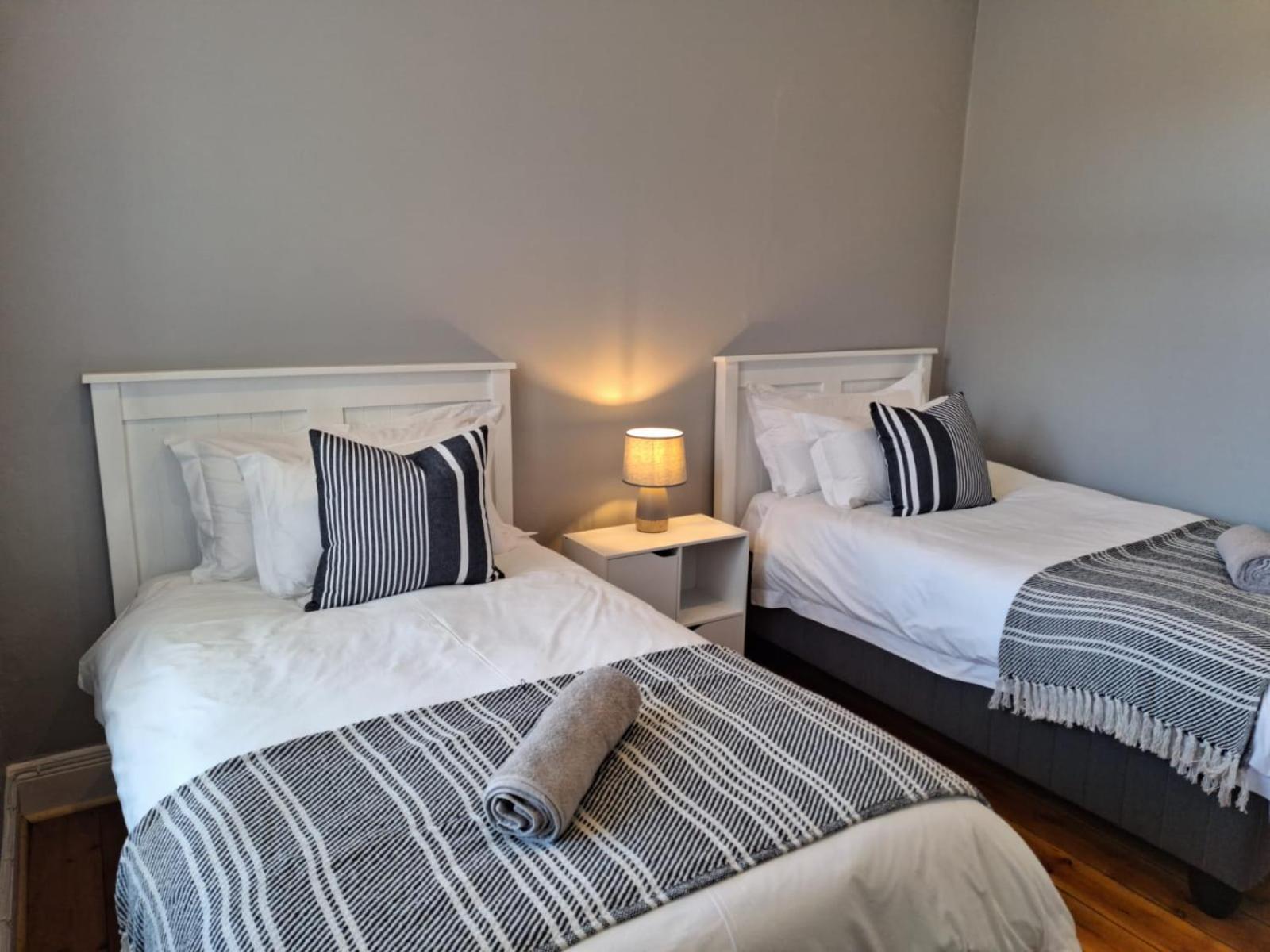 Lilla-Bett Self Catering Accommodation Mossel Bay Ruang foto