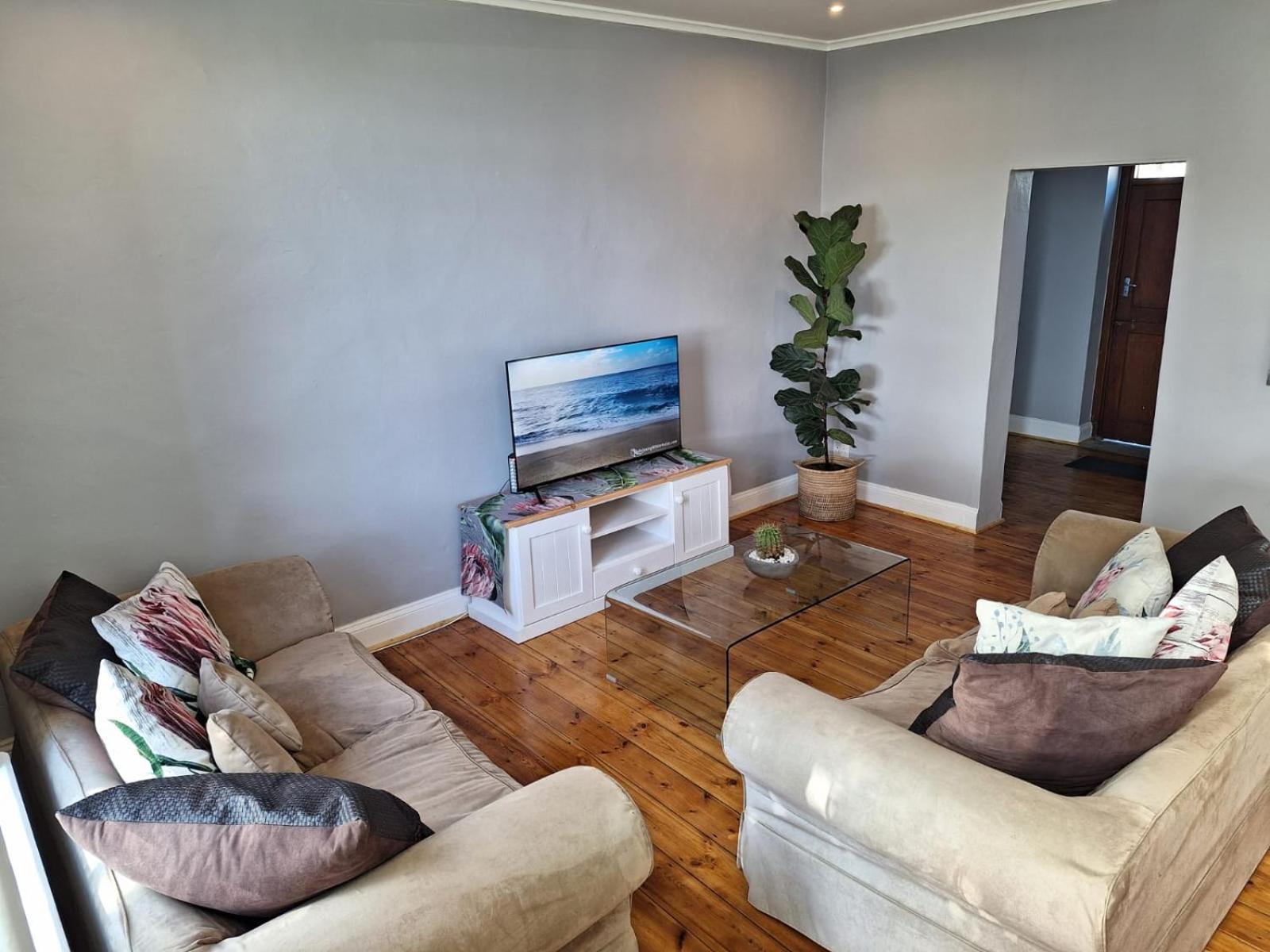 Lilla-Bett Self Catering Accommodation Mossel Bay Ruang foto